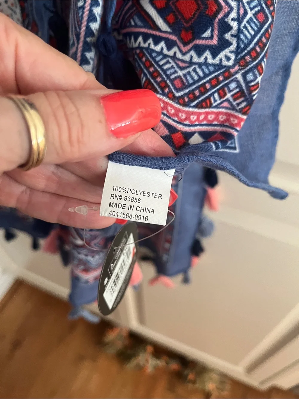 Lulus lightweight scarf